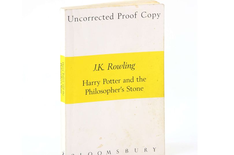 Harry Potter: Una rara edizione della Pietra Filosofale verrà battuta all'asta per circa 4000 sterline