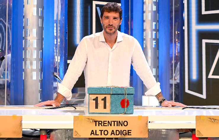 Stefano De Martino ecco chi è il dottore