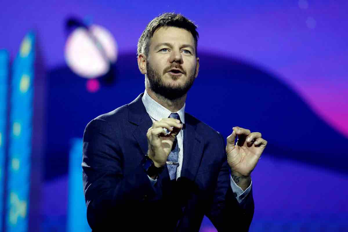 Alessandro Cattelan come nessuno se lo ricorda: ha cominciato con i bambini, guardate che faceva