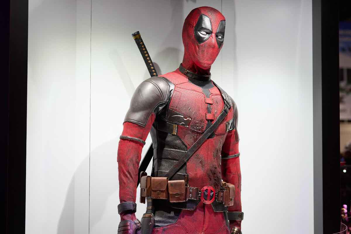 Deadpool tema natalizio