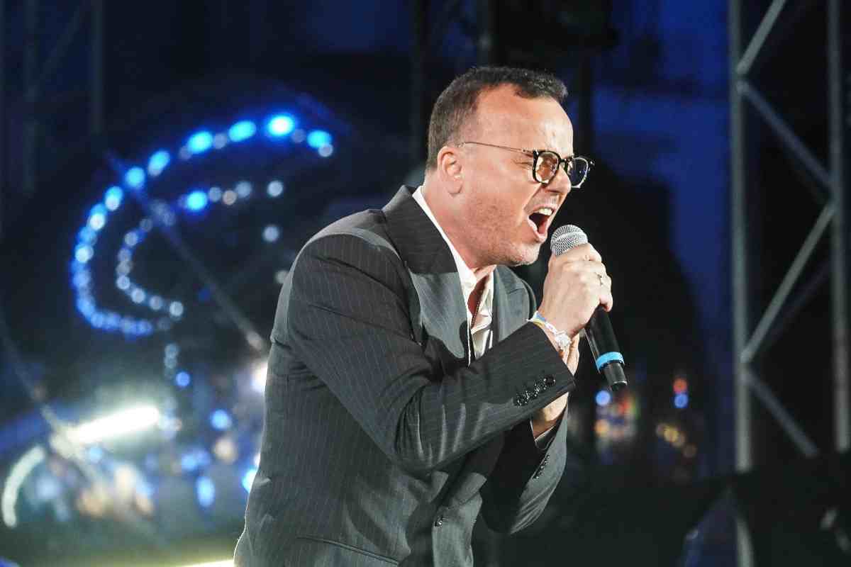 Con chi sta oggi Gigi D'Alessio?