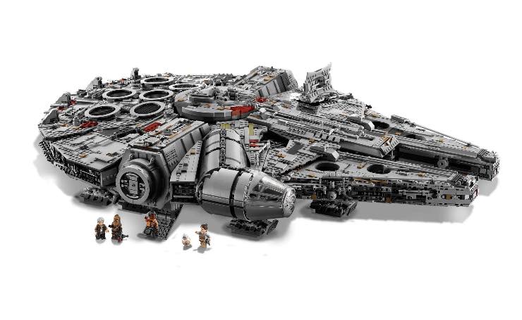 LEGO Millennium Falcon prezzo folle