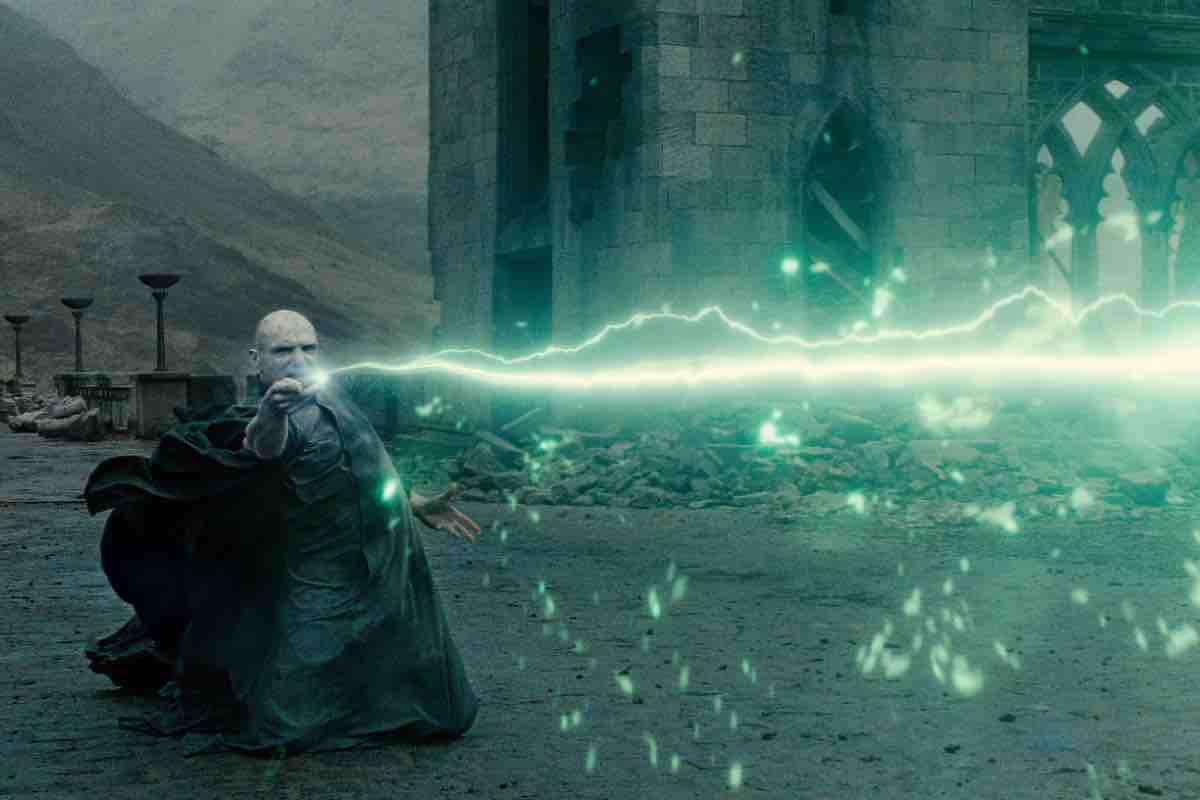 Quanti anni ha Voldemort quando muore nell'ultimo film? L'età del terribile mago