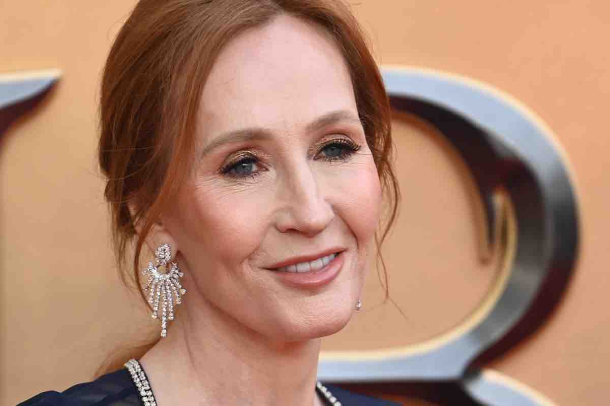 J.K Rowling: qual è il libro preferito dell'autrice di Harry Potter? Il motivo vi sorprenderà